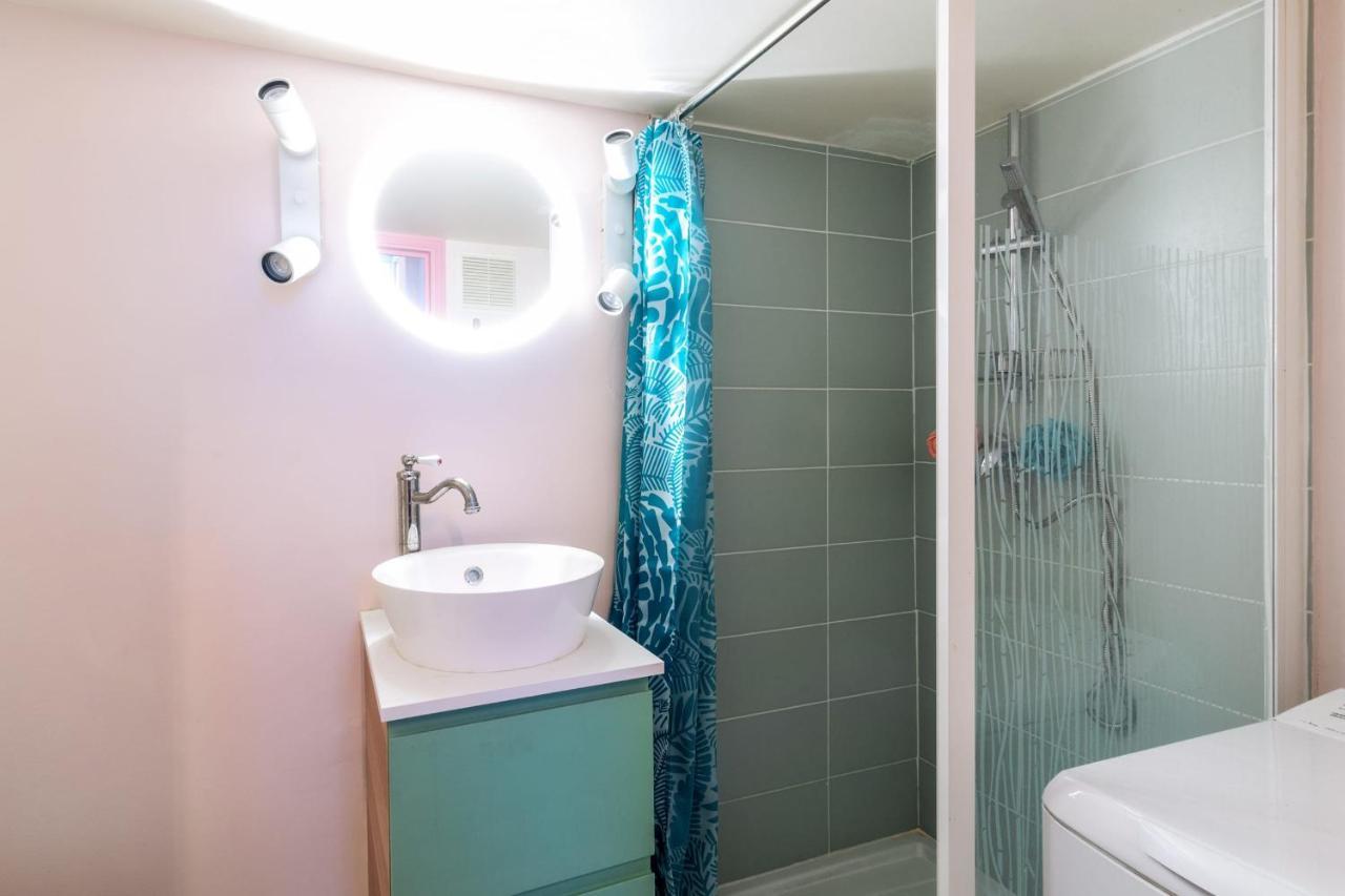 Apartament Charming Industrial-Style Studio Just Nearby Montmartre In Paris - Welkeys Zewnętrze zdjęcie